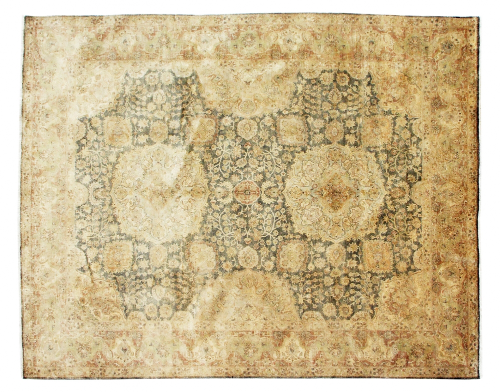 Тебриз медальон. Реплика персидского ковра 18 века. Состав шелк. Повтор соткан в Индии. Размер : 246×303 см. (003957)